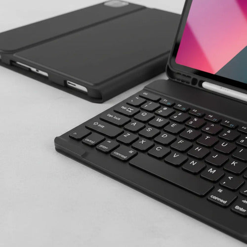Funda Con Teclado Para iPad Air Y Pro Negro
