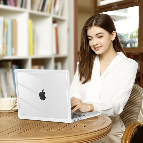 Funda Para Macbook Pro 14 Pulgadas Crystal Clear
