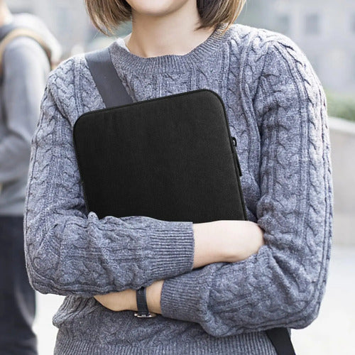 Funda Protectora Para Tablets De 13 Pulgadas Negro