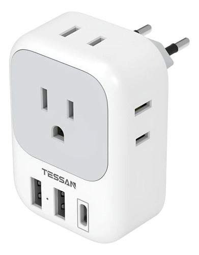 Adaptador De Viaje Universal Con 3 Puertos Usb Y Mas