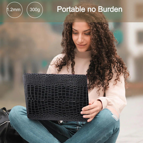 Funda Protectora Para Macbook Air 13.6  M2-m4 2022-2025 Negro